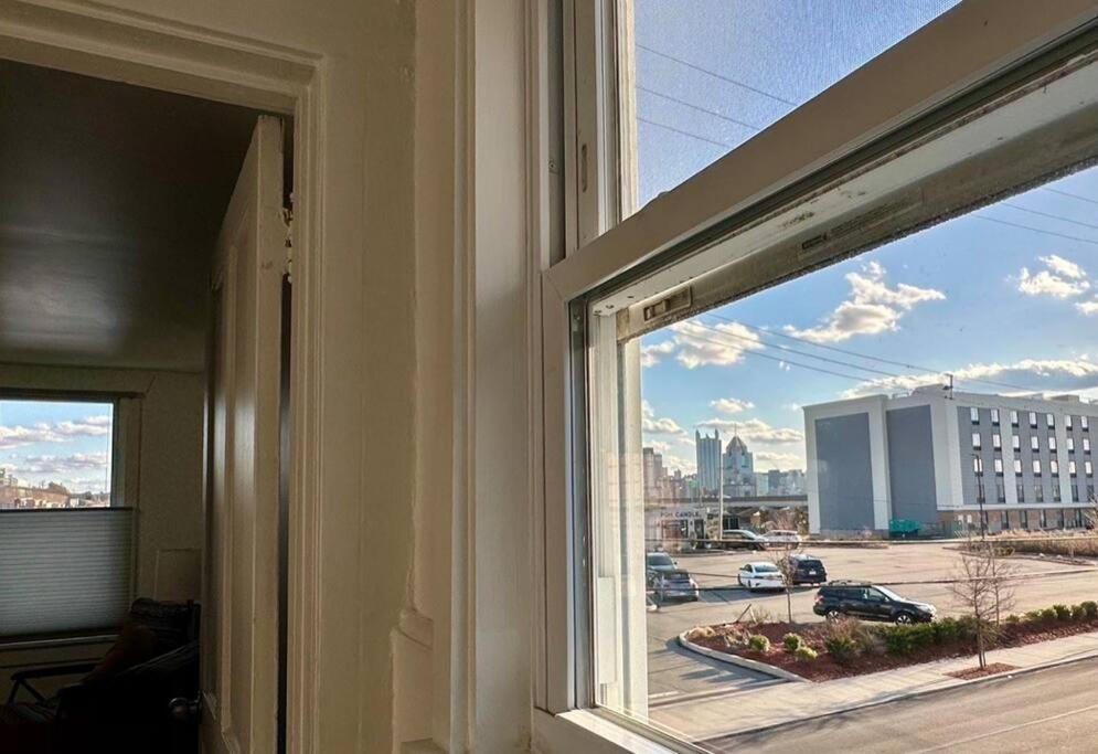 Unique Artsy 2 Bdrm 1.5 Mi From Downtown Appartamento Pittsburgh
